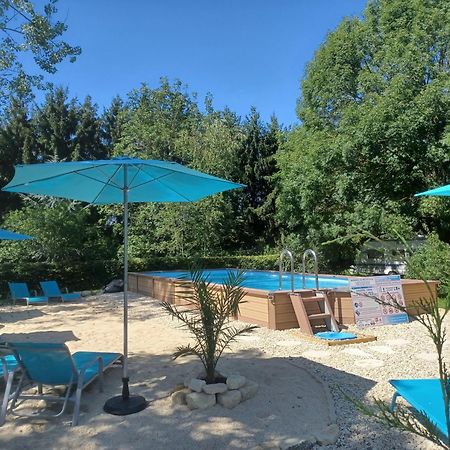 Camping Le Vallage Attigny Экстерьер фото