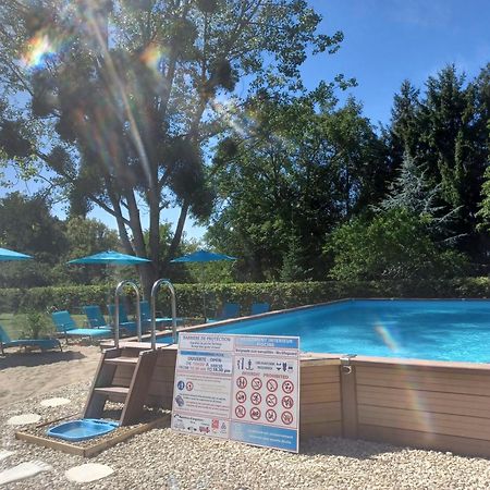 Camping Le Vallage Attigny Экстерьер фото