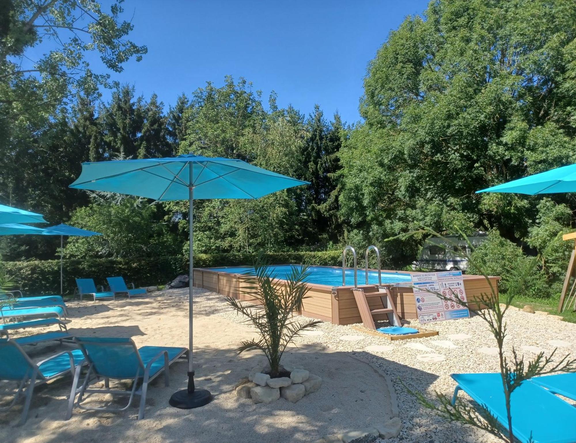 Camping Le Vallage Attigny Экстерьер фото