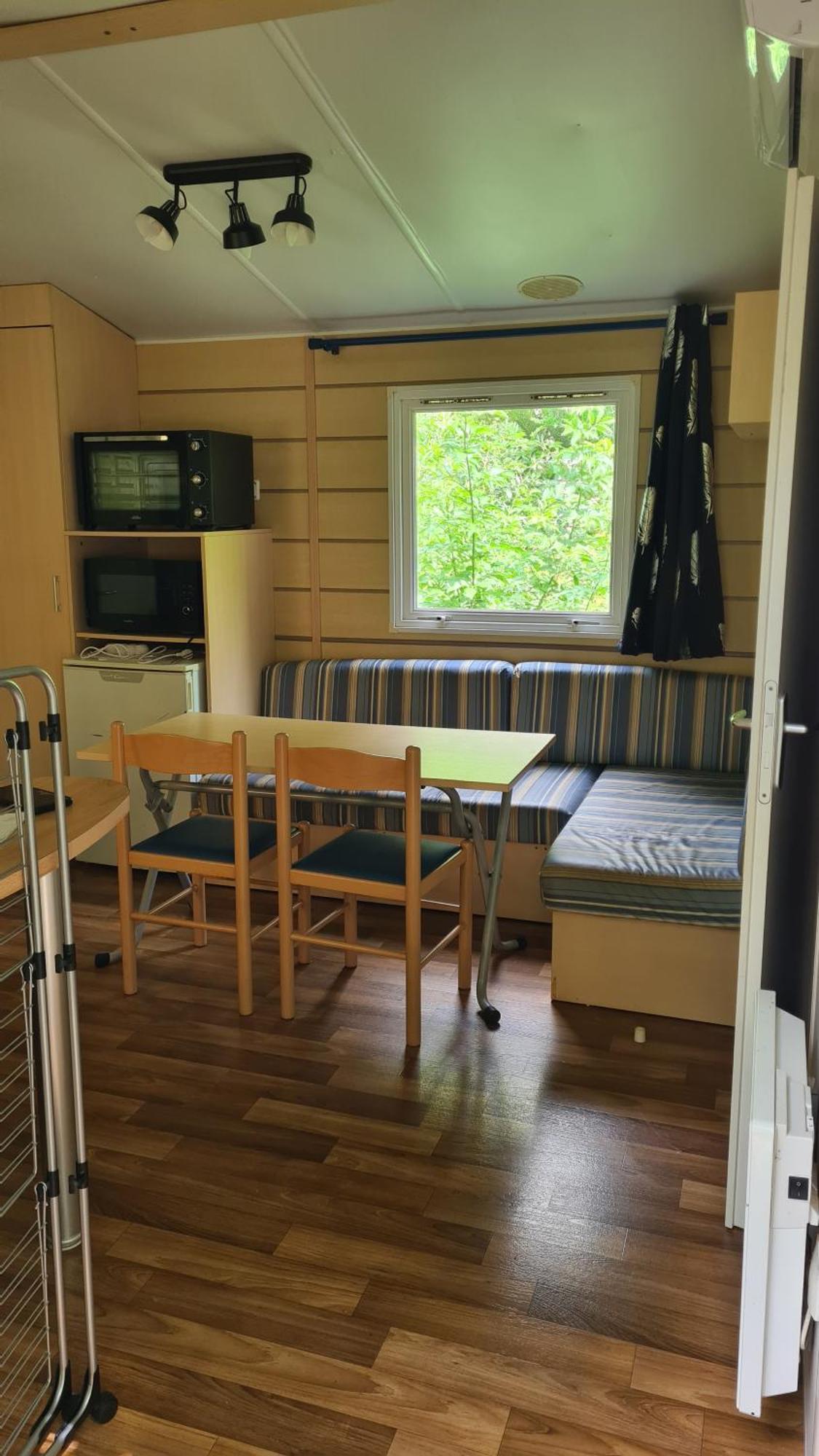 Camping Le Vallage Attigny Экстерьер фото